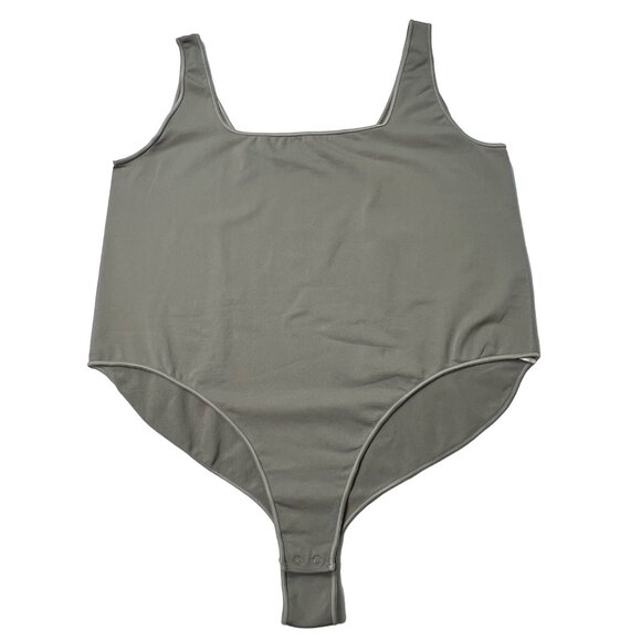 SKIMS Essential Scoop Neck Bodysuit Smoke 4X/5X - Picture 5 of 13